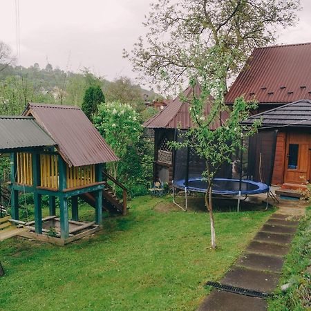 Будиночок В Карпатах Yaremche Ngoại thất bức ảnh