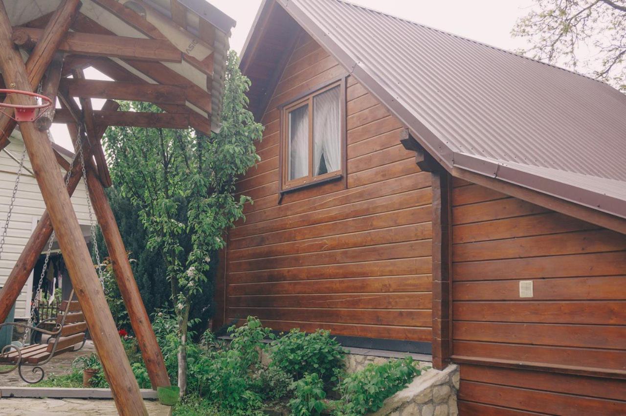 Будиночок В Карпатах Yaremche Ngoại thất bức ảnh